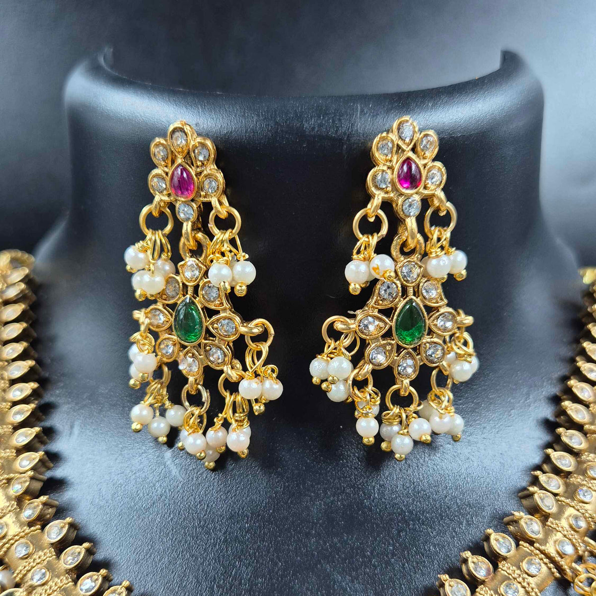 Simple Guttapusalu Necklace Set with Green and Ruby Stones