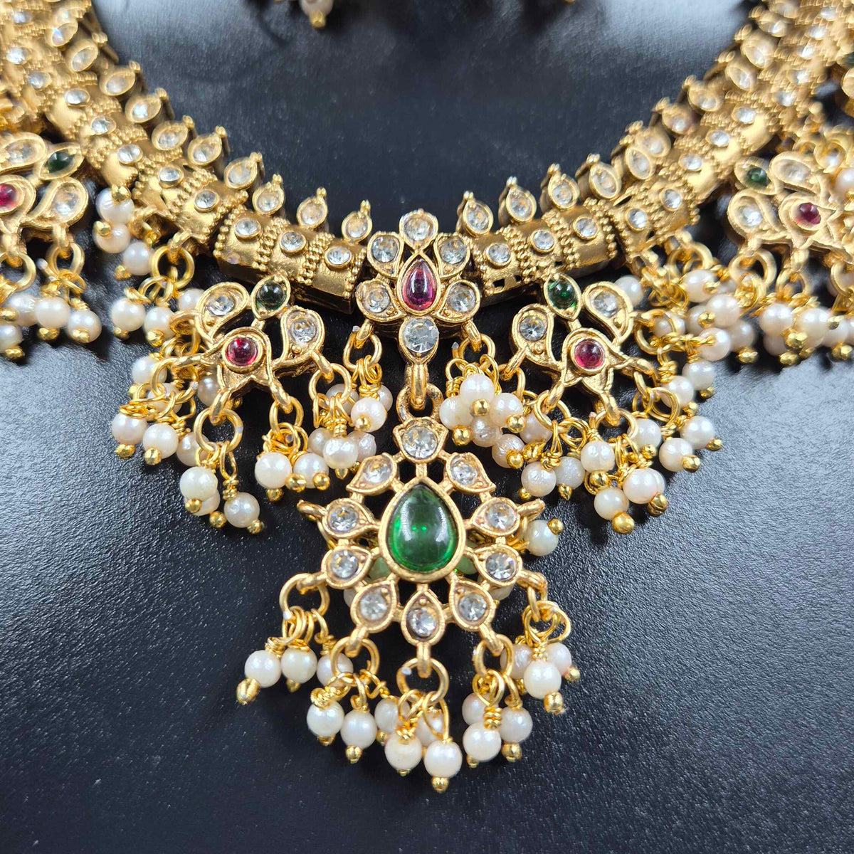 Simple Guttapusalu Necklace Set with Green and Ruby Stones