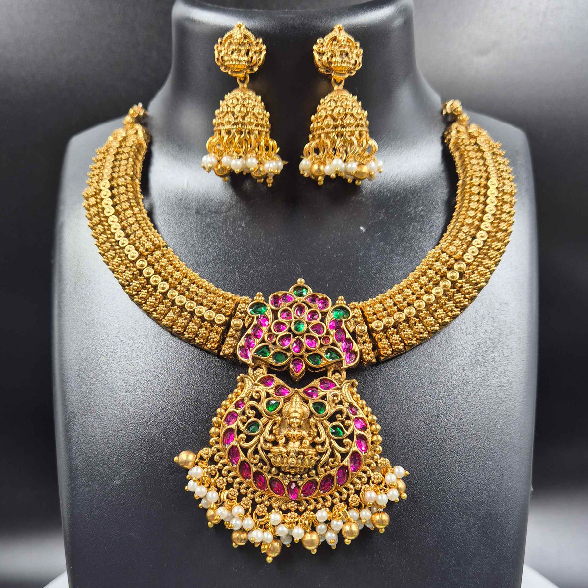 Lakshmi Kemp Stone Necklace Set with Pearl Drops