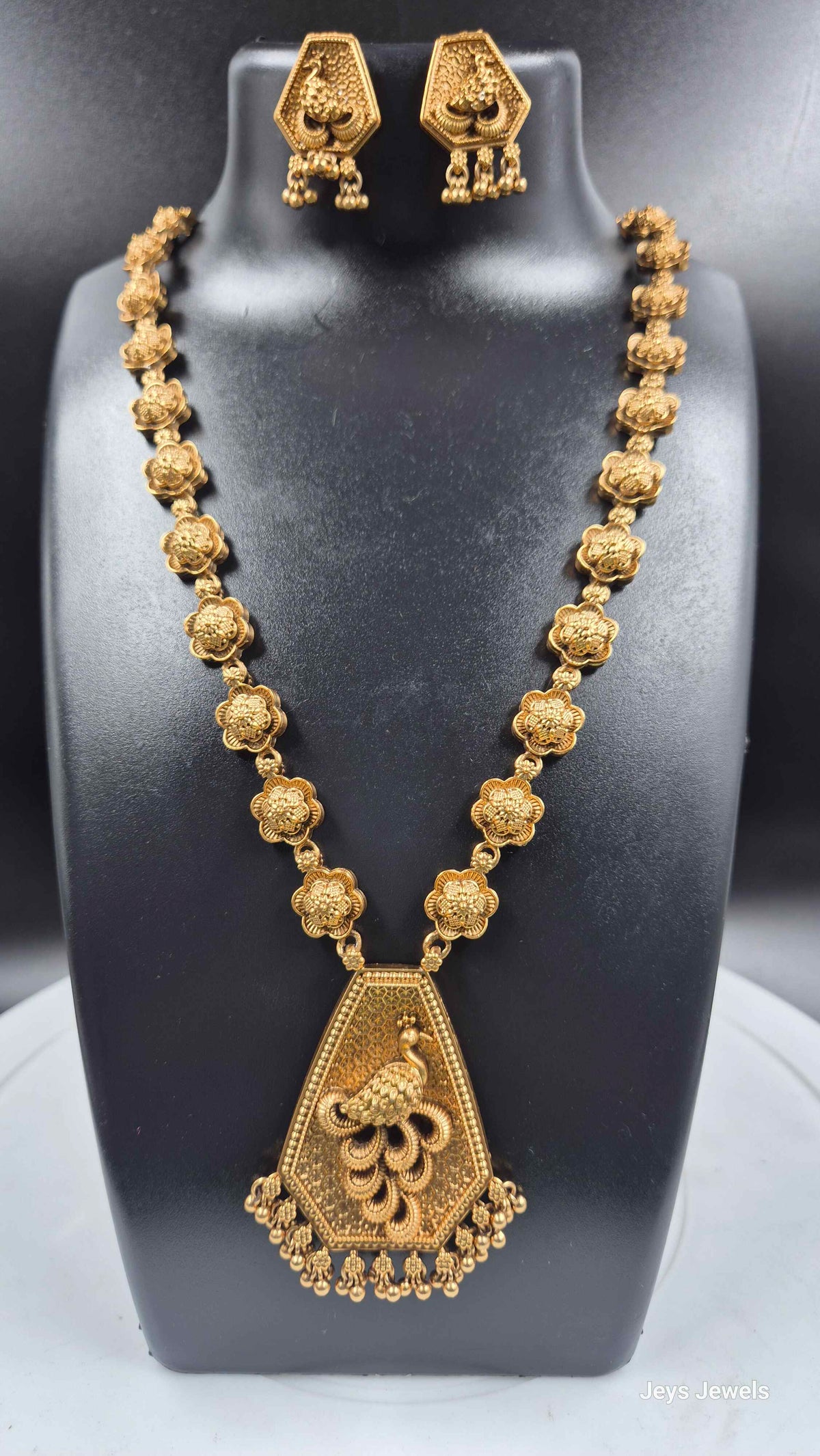Peacock Pendant Necklace Set with Floral Links
