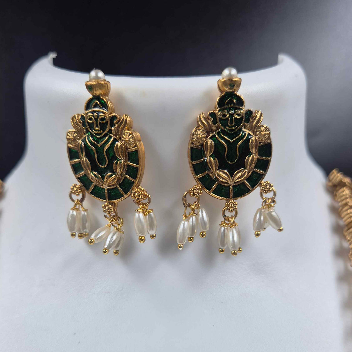 Green Palakka Lakshmi Haram with Pearl Danglers
