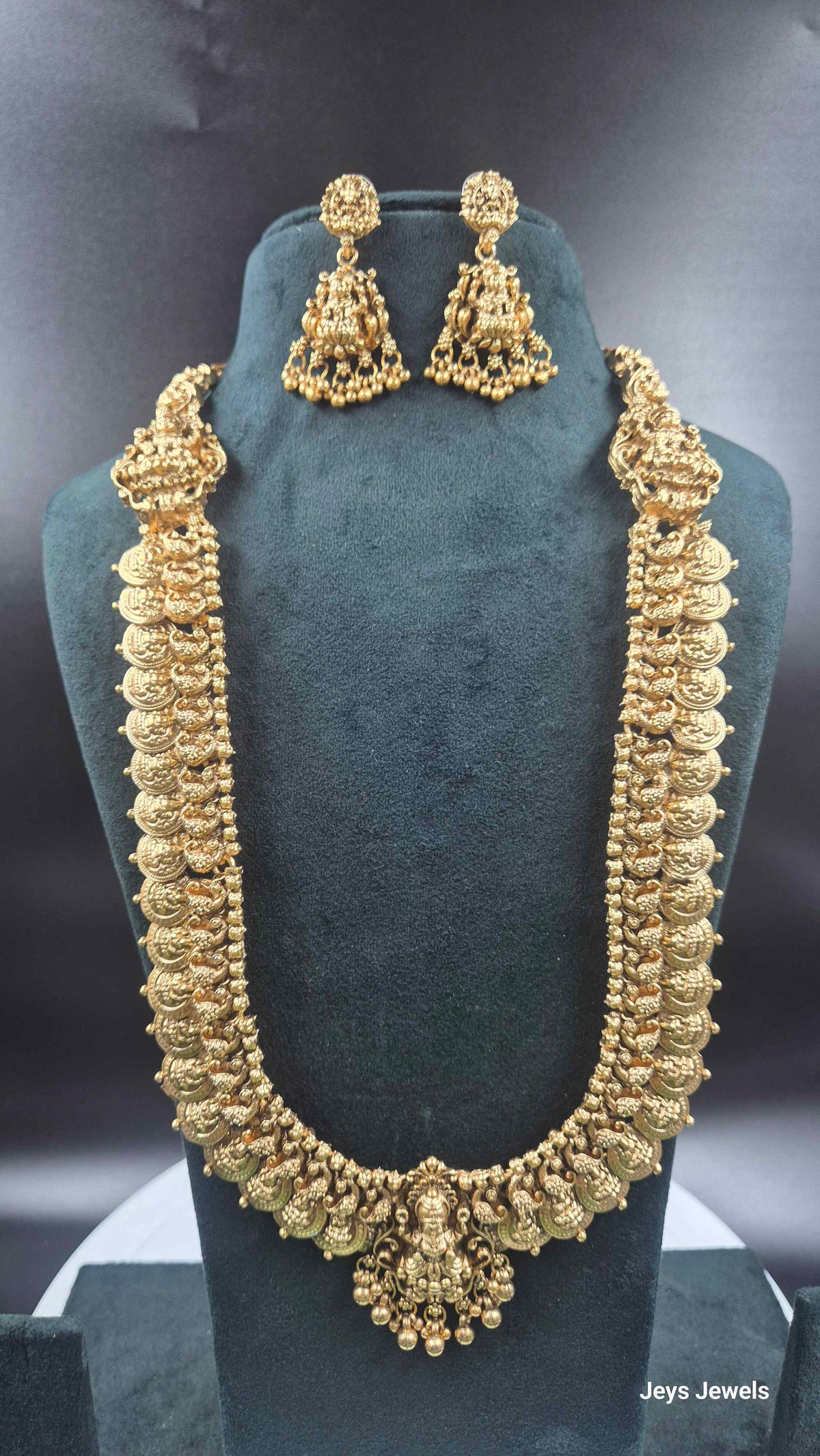 U-shaped Kasu Mala Haram  Set