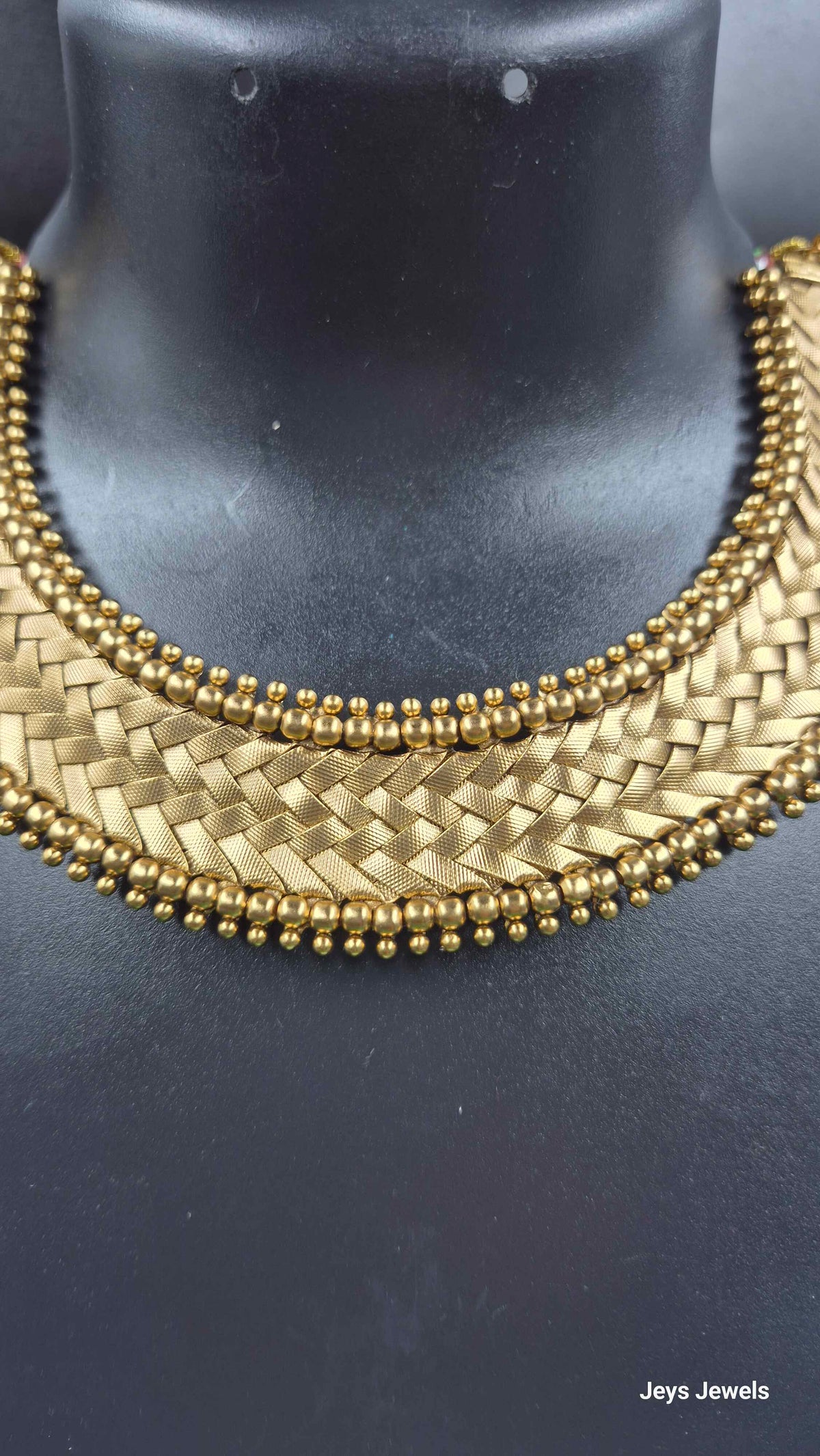 Gold Tone Mat Weaving Necklace – Kerala Style