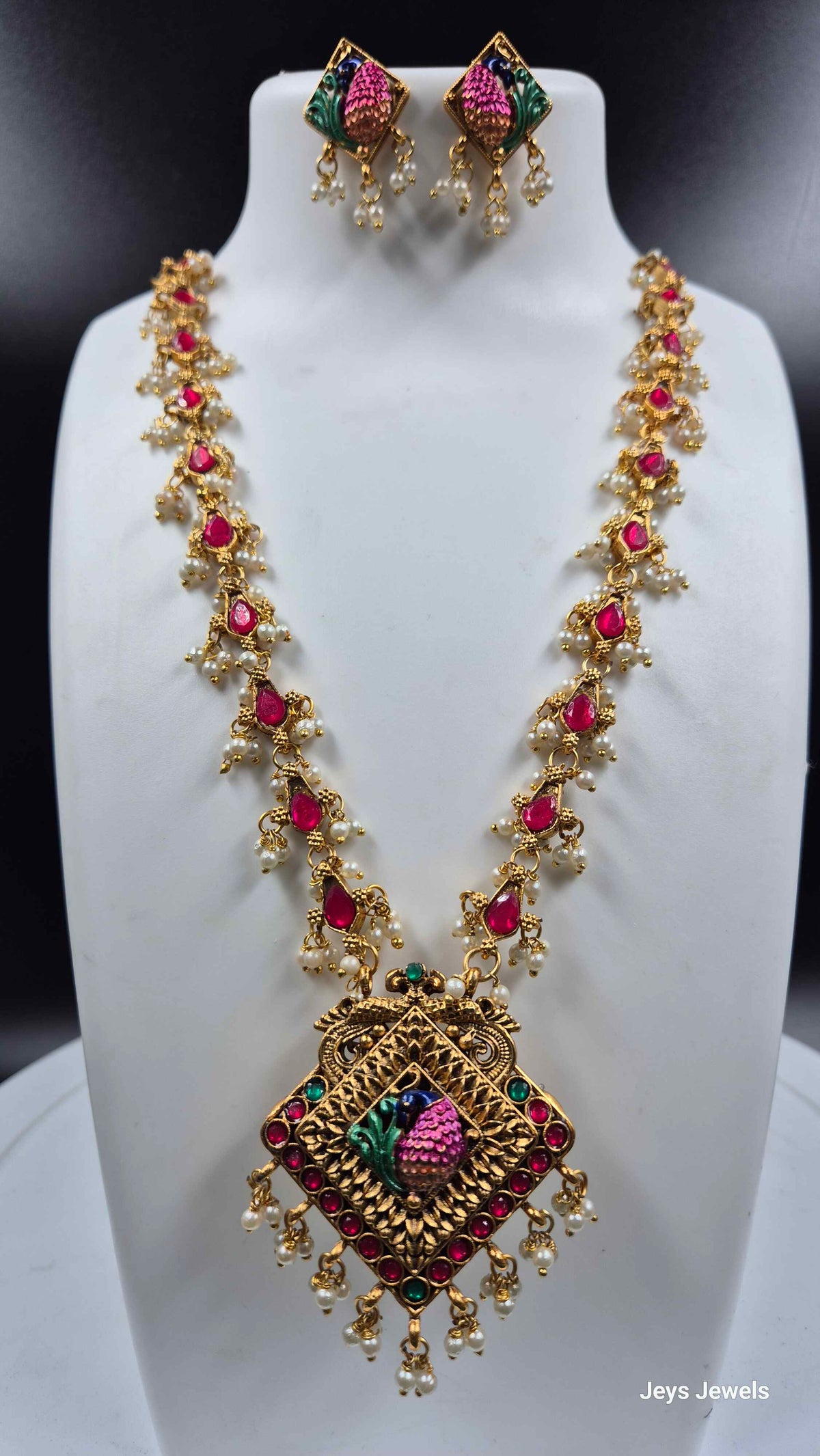 Double-Sided haram with red and green stones and Pearls