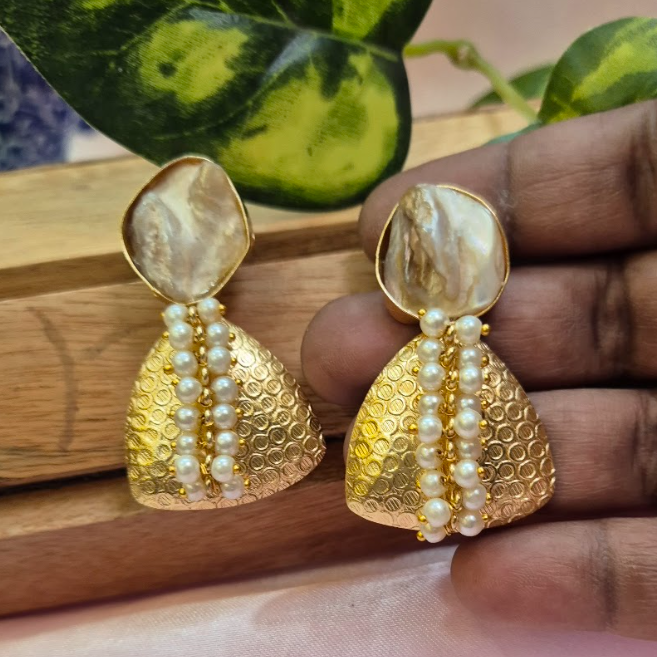 Anti Tarnish With Mother Of Pearl Stone