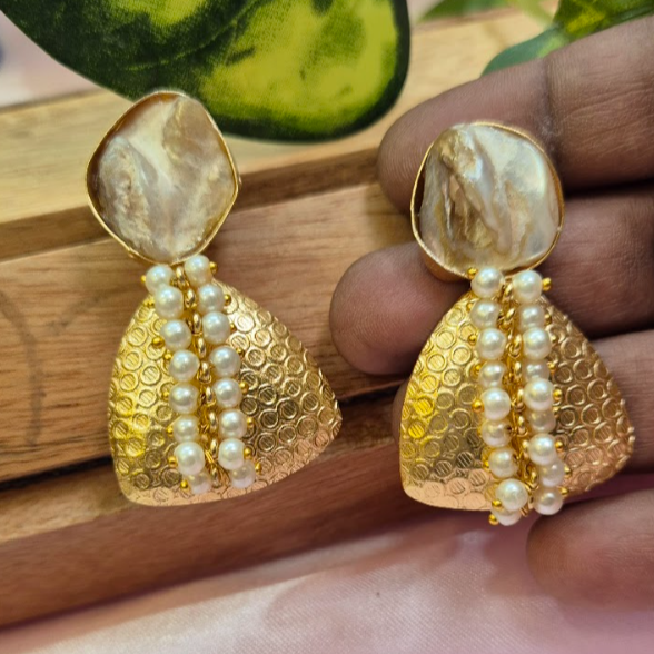 Anti Tarnish With Mother Of Pearl Stone