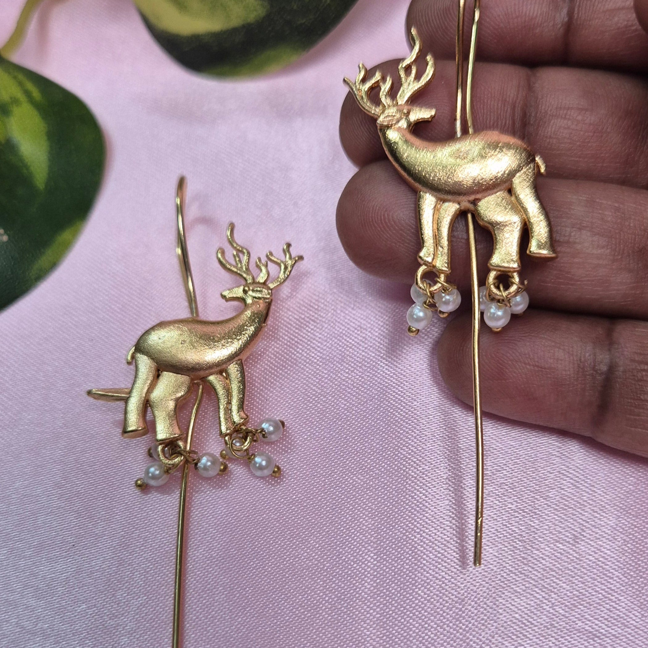 Trendy Anti Tarnish Deer Ear Pin