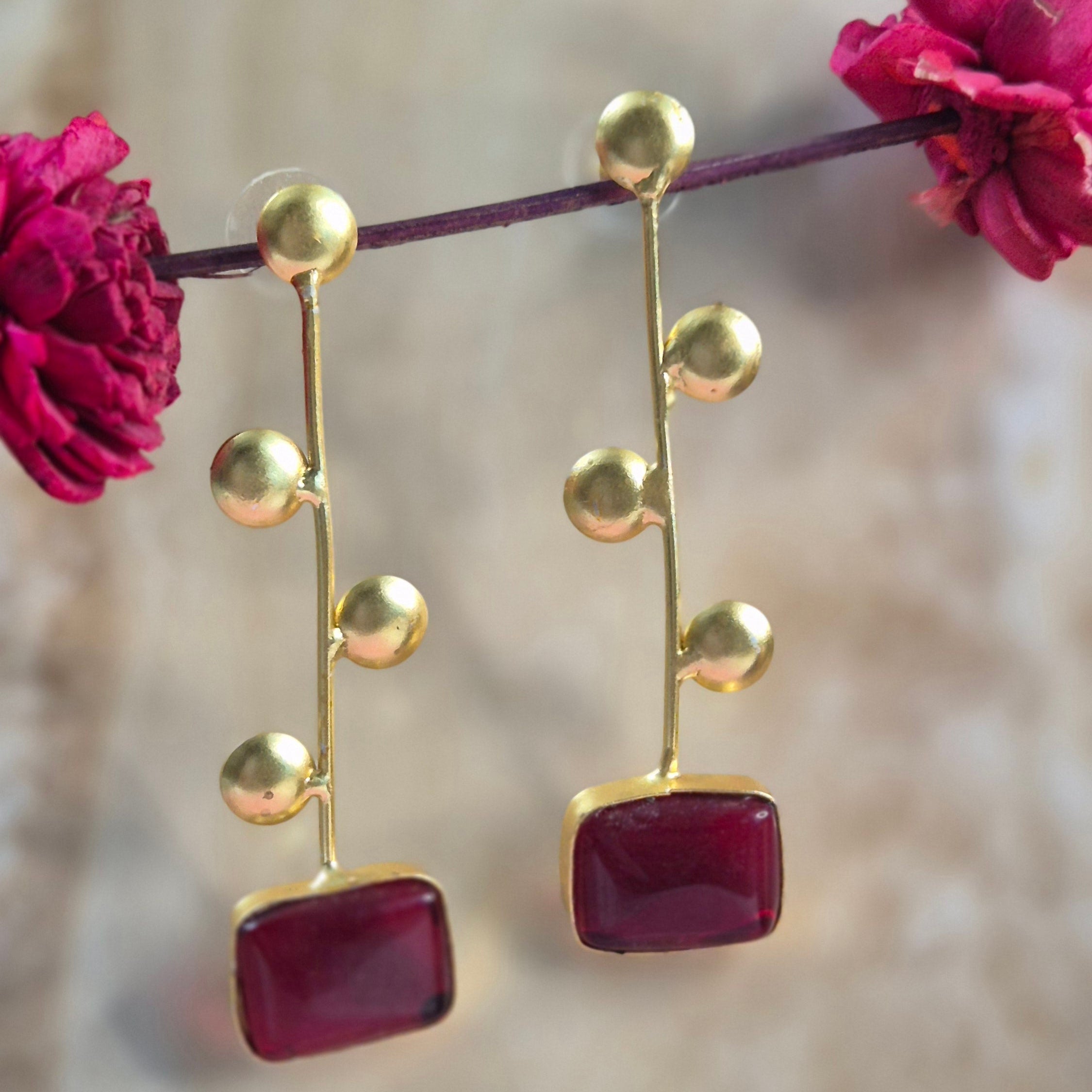 Anti Tarnish Maroon Stone