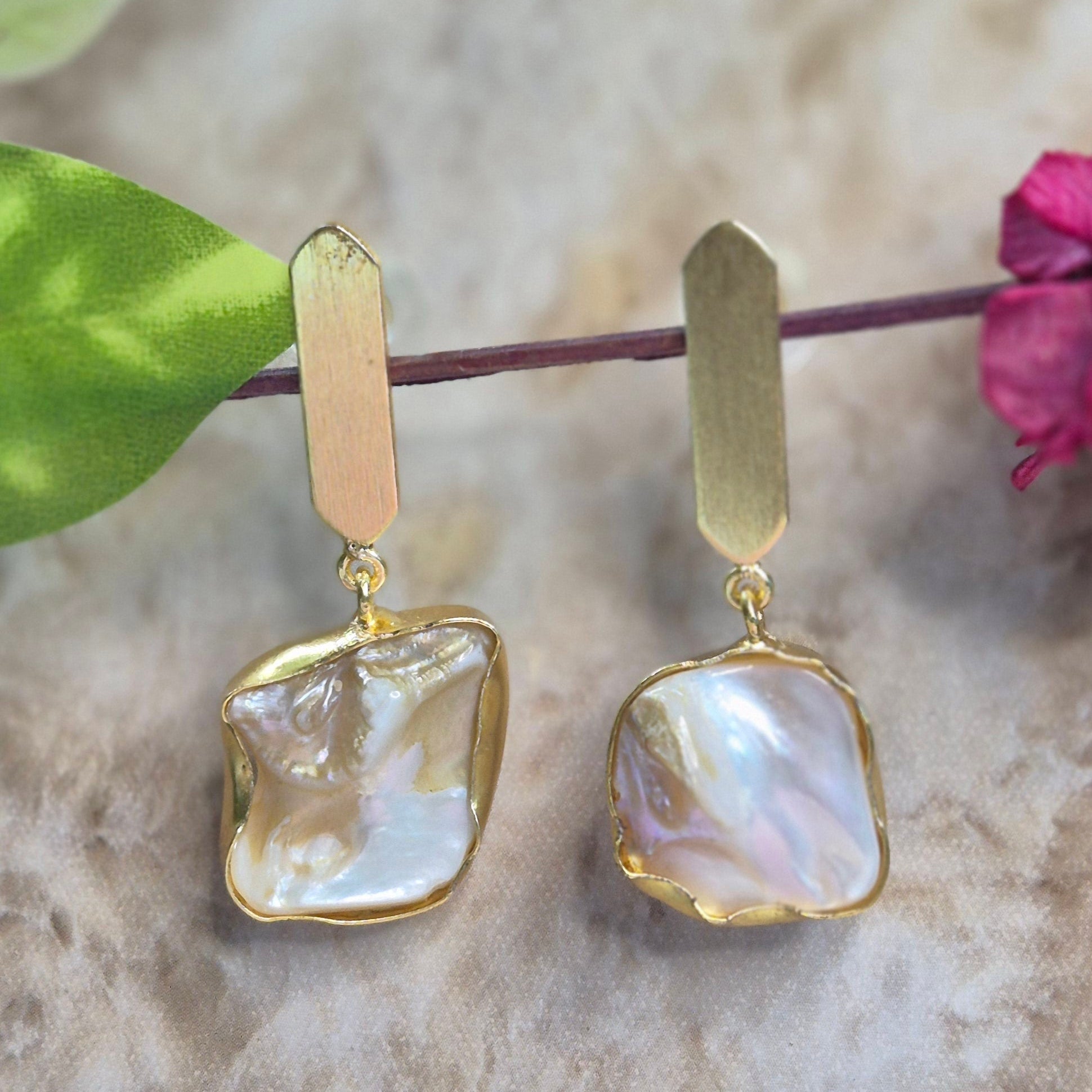 Mother Of Pearl Earring