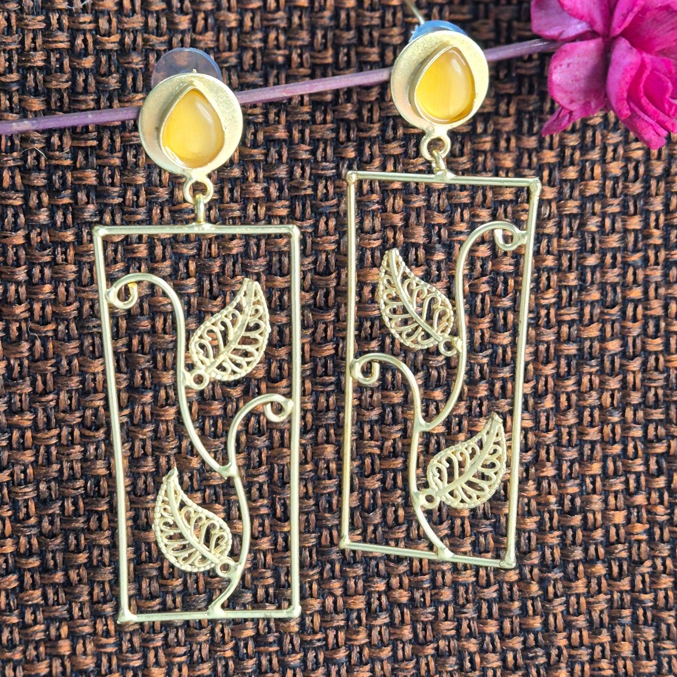 Anti Tarnish Rectangular Danglers