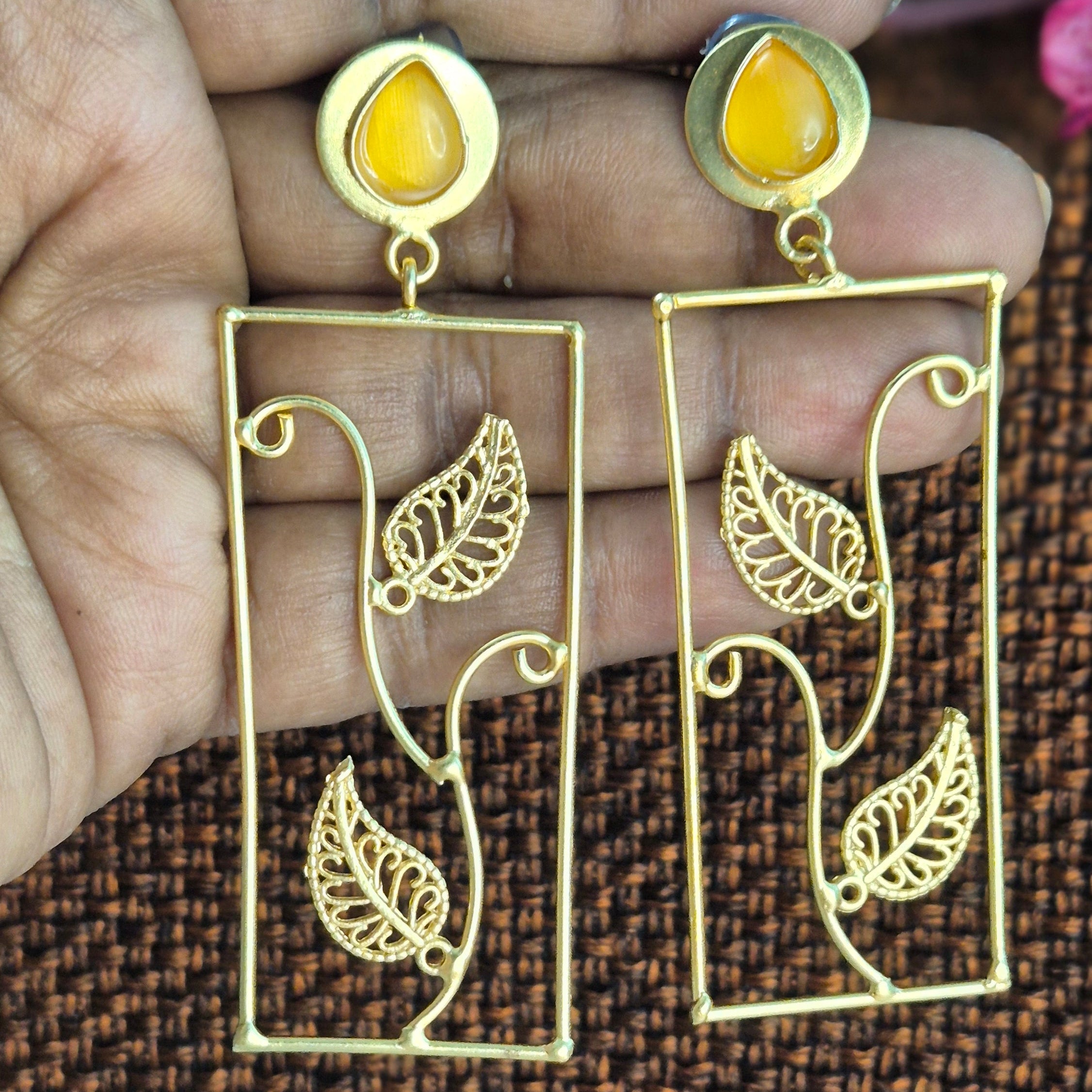 Anti Tarnish Rectangular Danglers