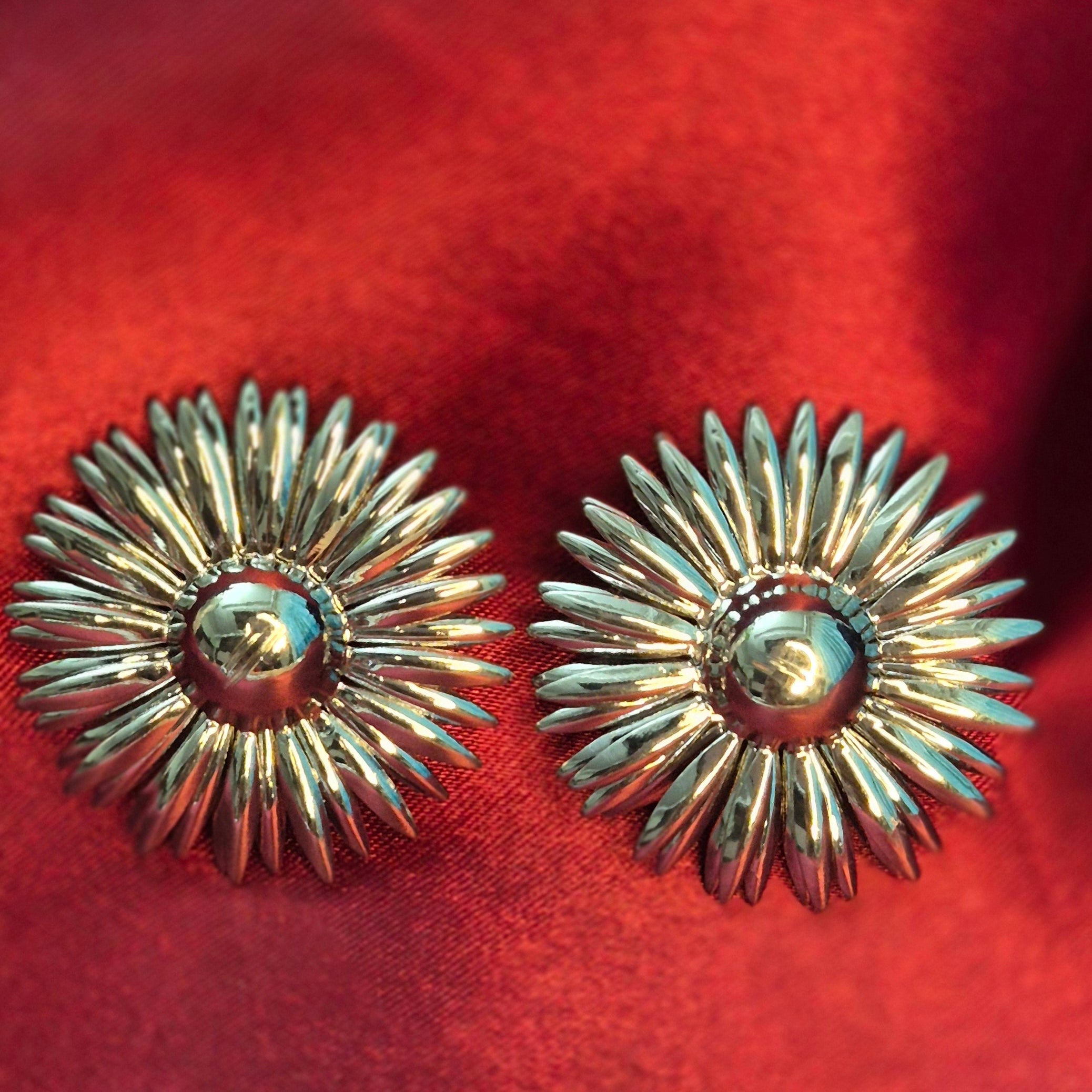 Stainless Steel Single Flower Stud