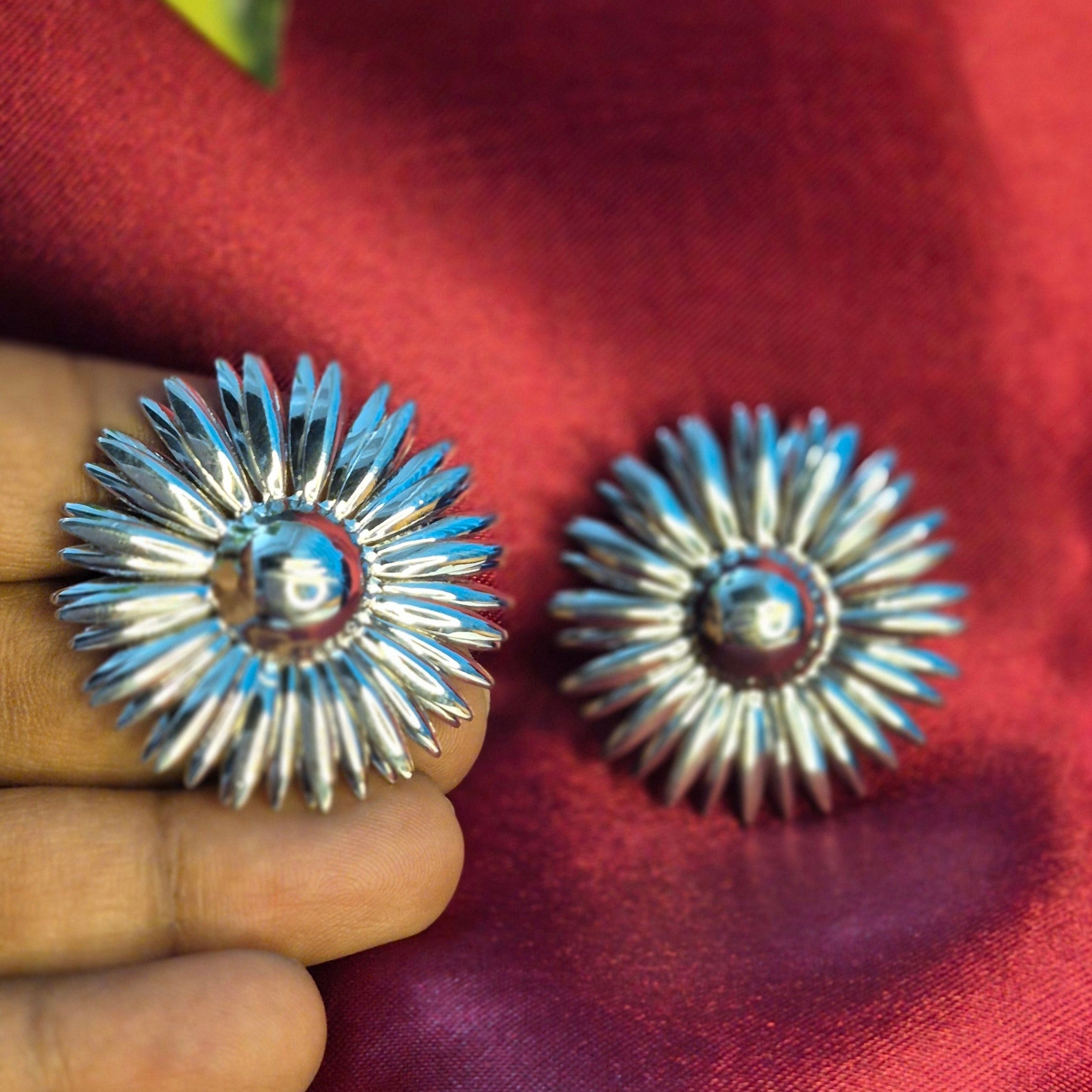 Stainless Steel Single Flower Stud
