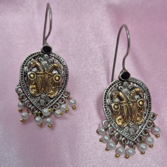 Raindrop Shaped Hook Drop