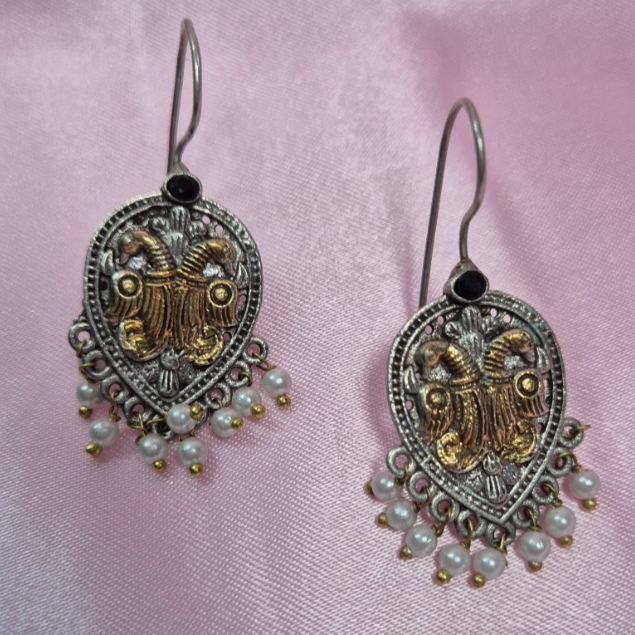 Raindrop Shaped Hook Drop