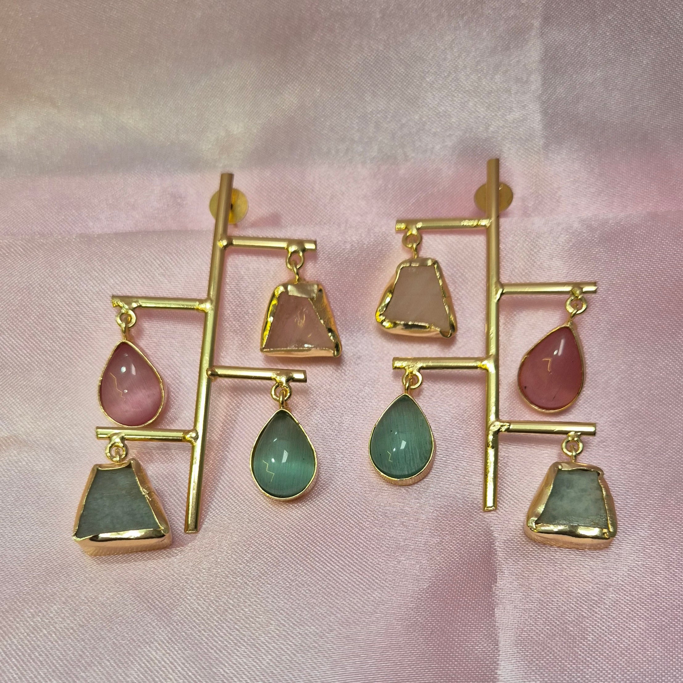 Trendy Uncut Stone Model