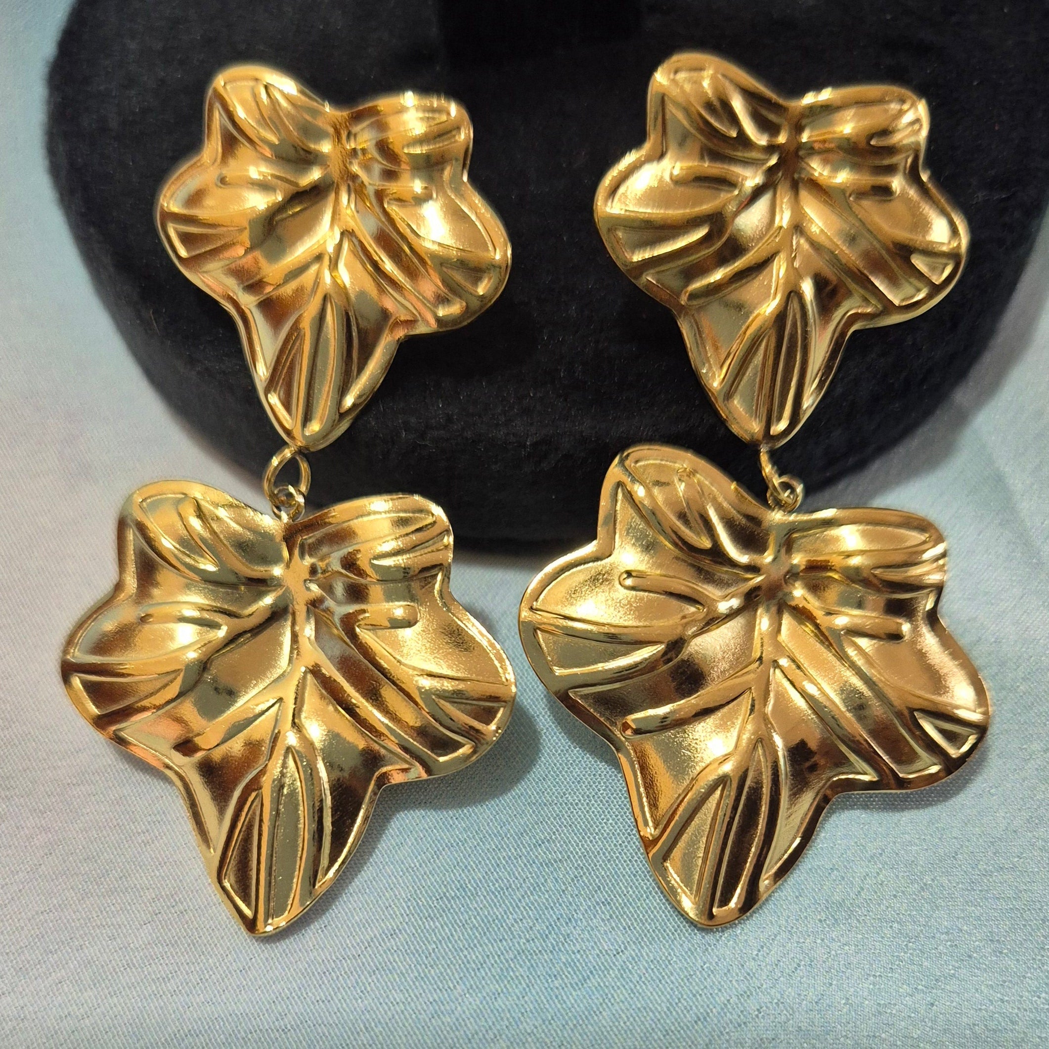 Gold Flower Dangler