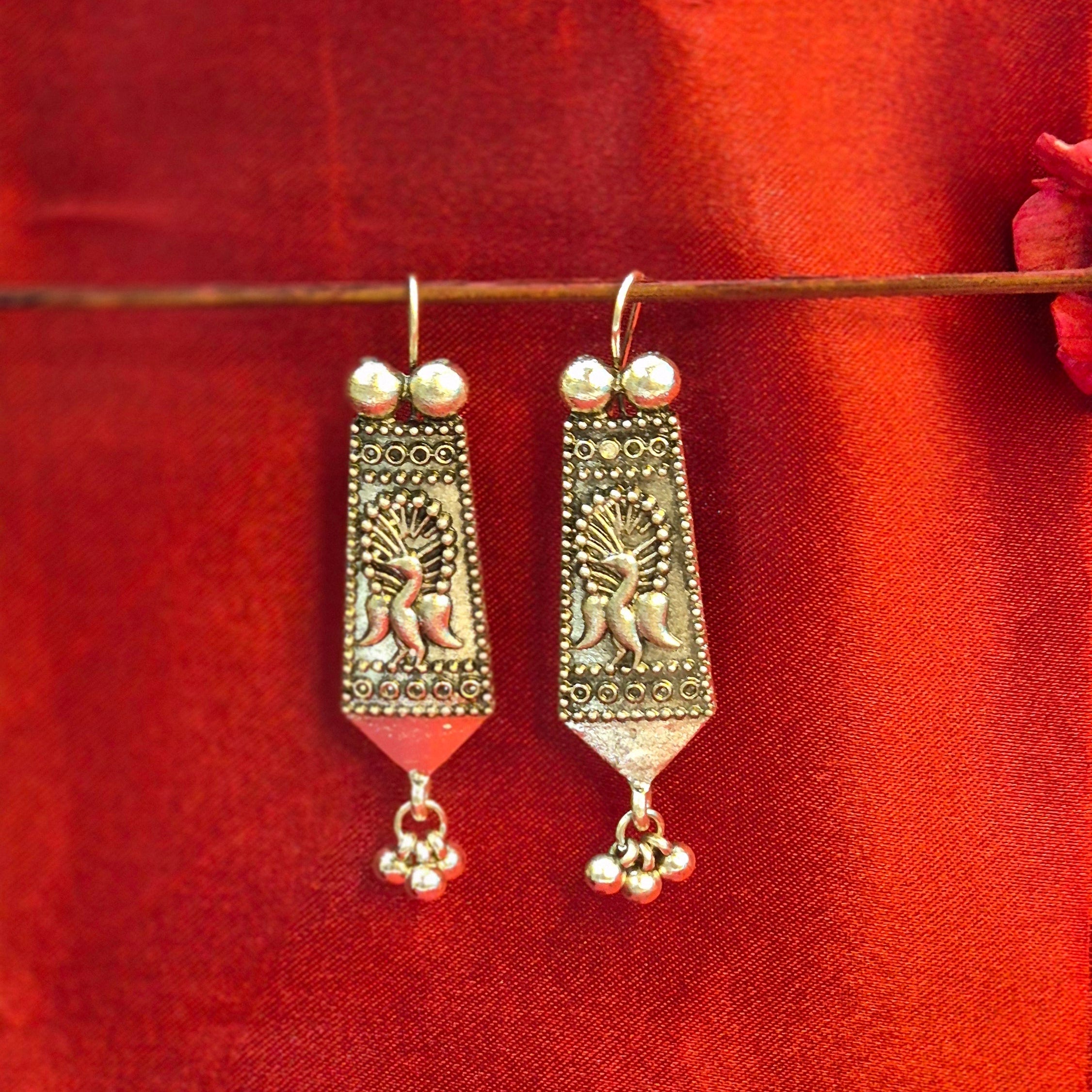 Oxidised Hook Drop Dangler