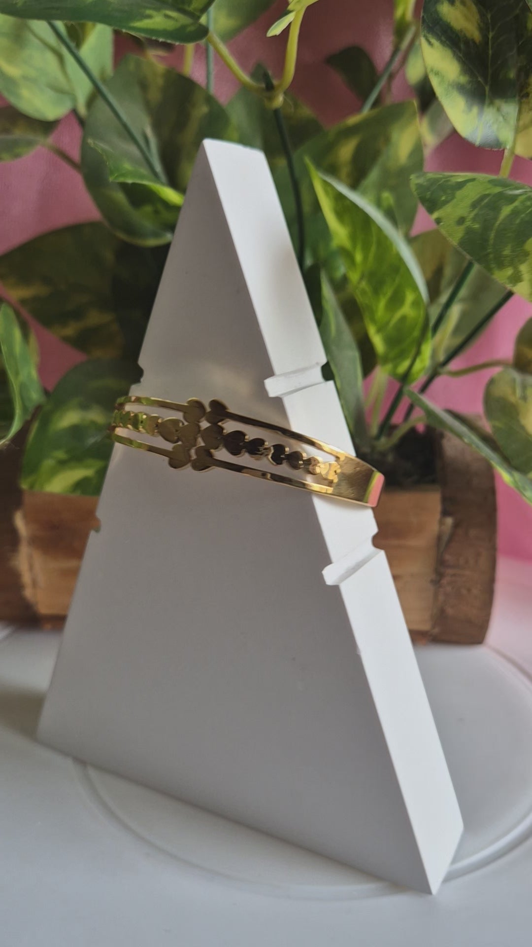 Elegant Clover Motif Gold-Tone Openwork Bangle Bracelet for Women | Designer Statement Kada